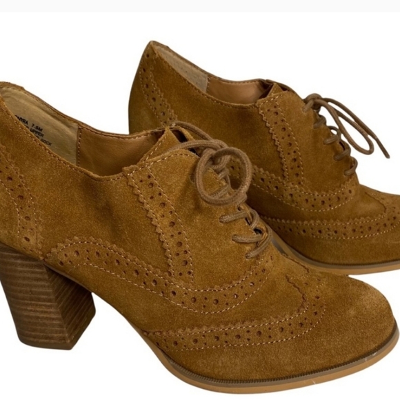 Steve Madden Omyra Lace-Up Oxfords. Size 7 1/2 - Picture 1 of 7